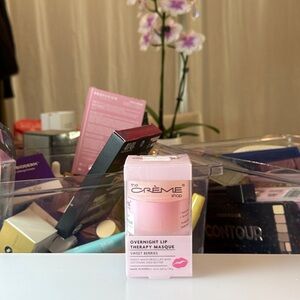 Larry Shop Overnight Lip, Therapy, Mask And Sweet Berries